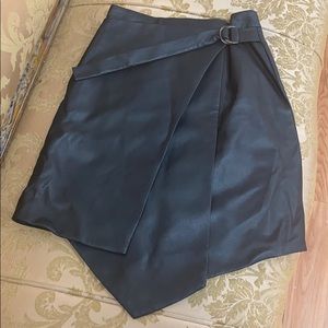leather skirt